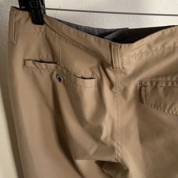 Mens Quiksilver Tan Shorts size 30 - Picture 8 of 10